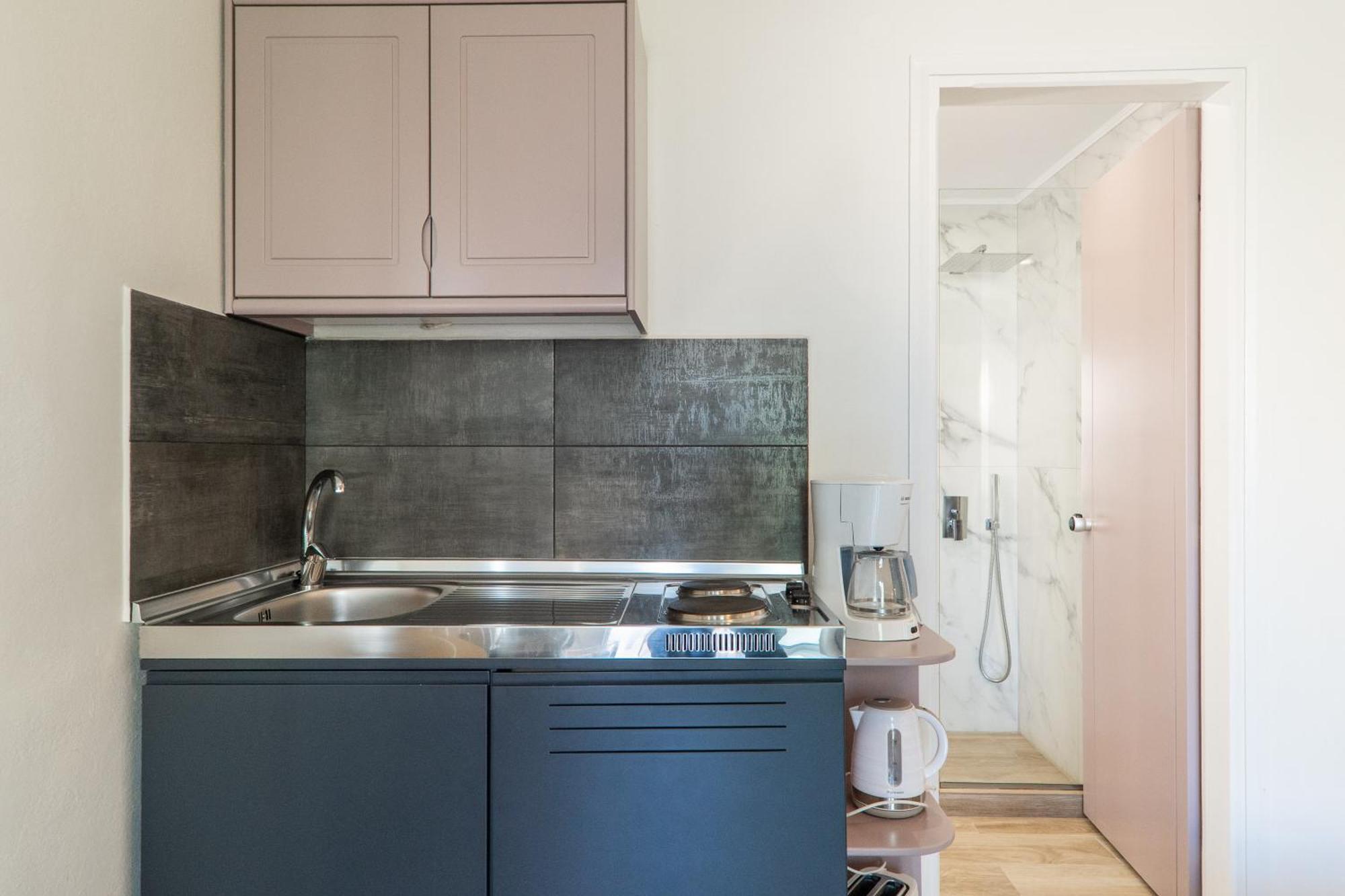Manos Beachside Apartments Agia Marina  ห้อง รูปภาพ